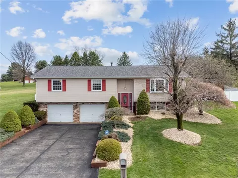 141 Byerly Dr, Jeannette, PA 15644