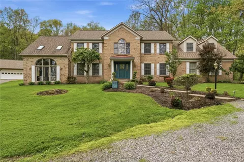 127 Spring Vly, Valencia, PA 16059