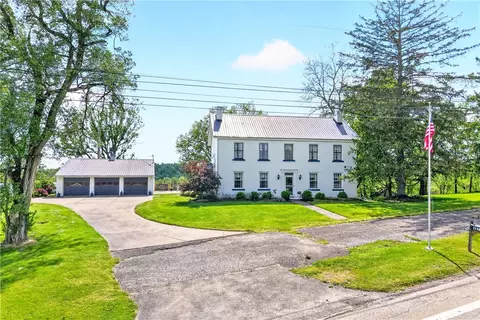 1874 E National Pike, Scenery Hill, PA 15360