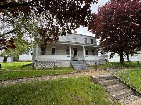 333 Penn Ave, Leechburg, PA 15656