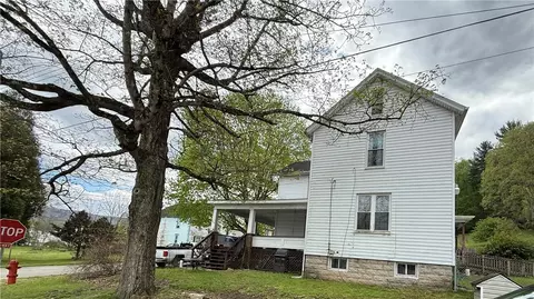 210 Chestnut St, New Florence, PA 15944