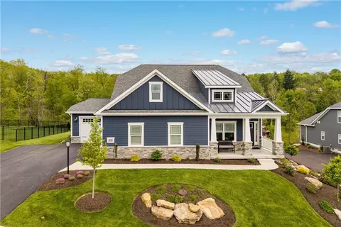 490 Harvest View Dr, Venetia, PA 15367