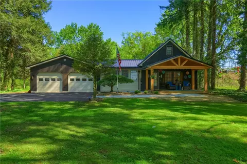 304 Orlando Ave, New Castle, PA 16105