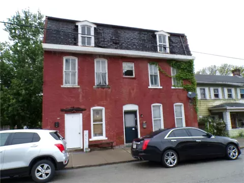 207-209 N 2nd St, West Newton, PA 15089
