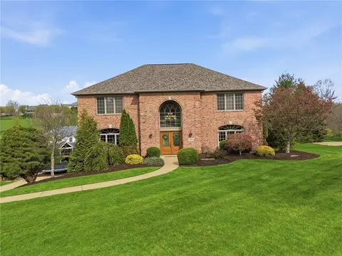 315 Fox Run Dr, Venetia, PA 15367