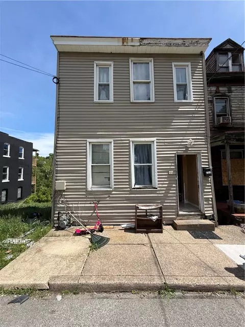 1944 Lithgow Ave, Pittsburgh, PA 15214