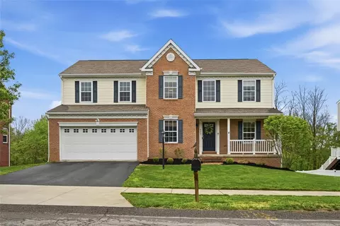 226 Foxwood Rd, Coraopolis, PA 15108
