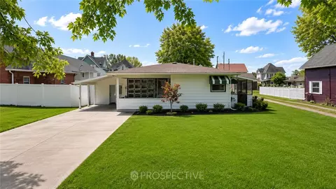 303 W South St, Carmichaels, PA 15320