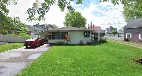 303 W South St, Carmichaels, PA 15320