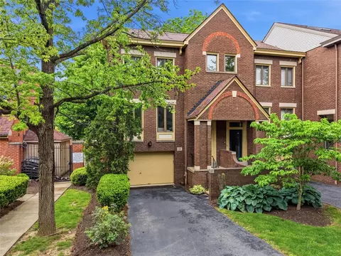 100 Denniston St #53, Pittsburgh, PA 15206