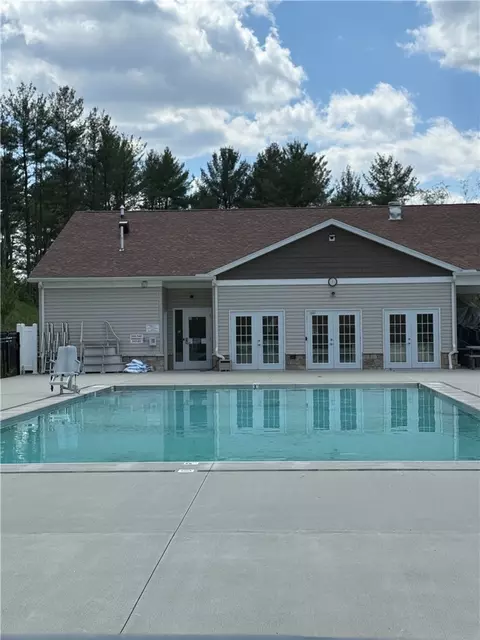 Exterior - 417 Coventry Ct, Harmony, PA 16037 photo 11 of 11