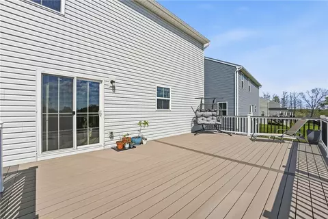 Exterior - 417 Coventry Ct, Harmony, PA 16037 photo 6 of 11