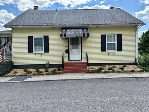 303 Highland Ln, Sewickley, PA 15143