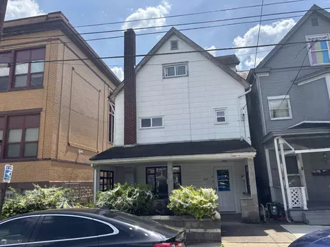 427 Agatha, Pitcairn, PA 15140