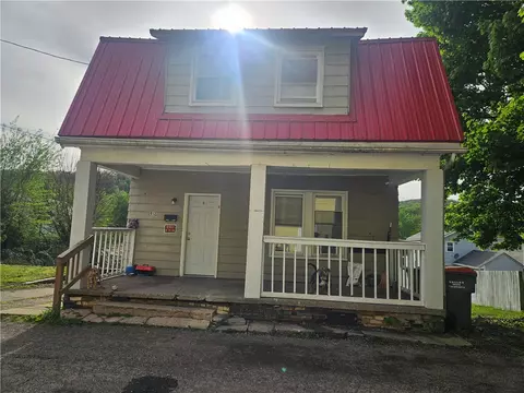 2012 8th Ave, Beaver Falls, PA 15010