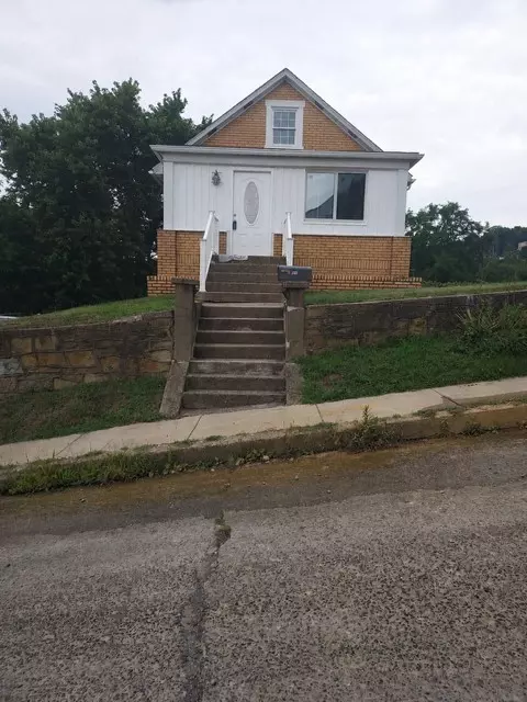 1001 Short St, Ambridge, PA 15003