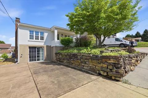 111 Maryland, Vandergrift, PA 15690