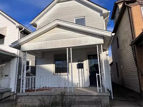 1532 4th Ave, New Kensington, PA 15068