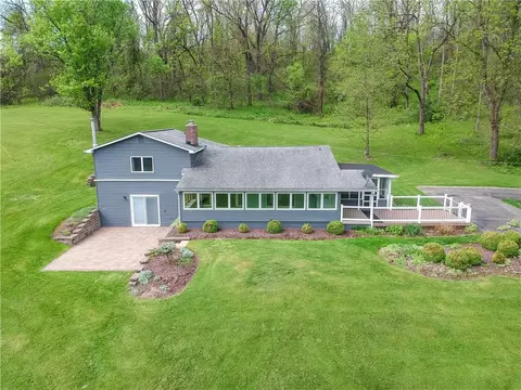 29 Hughey Ln, Mcdonald, PA 15057