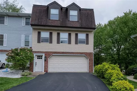 1342 Quail Run Cir, Bethel Park, PA 15102