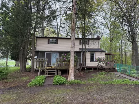 5459 Logan Ferry Rd, Murrysville, PA 15668