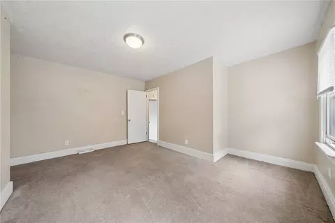 Bedroom - 680 Main St, Irwin, PA 15642 photo 4 of 7