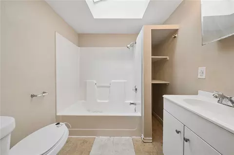 Bath - 680 Main St, Irwin, PA 15642 photo 2 of 2