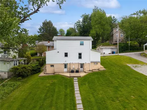 Exterior - 680 Main St, Irwin, PA 15642 photo 6 of 7