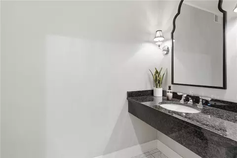 Bath - 5151 Trillium Dr, Export, PA 15632 photo 3 of 4