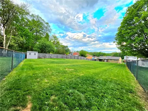 Exterior - 13320 Saint Clair Dr, Irwin, PA 15642 photo 2 of 10