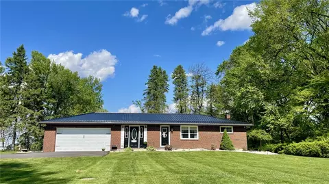 101 Moffet Mill Rd, Aliquippa, PA 15001