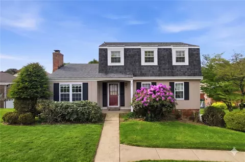 105 Hetherton Dr, Pittsburgh, PA 15237