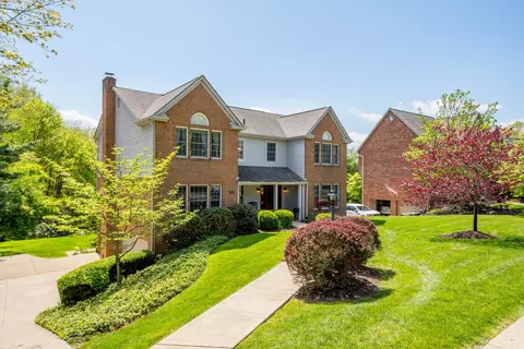 102 Foxwood Dr, Wexford, PA 15090