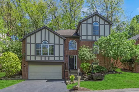 404 Rockledge Dr, Sewickley, PA 15143