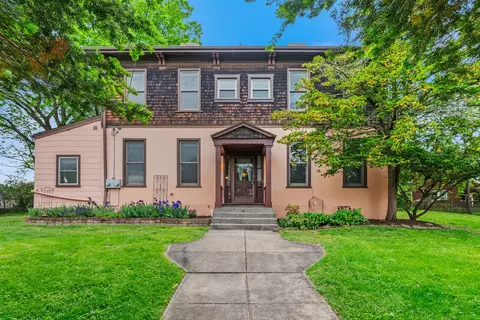 2738 Mount Royal, Pittsburgh, PA 15217