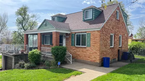 4420 Mccaslin St, Pittsburgh, PA 15207
