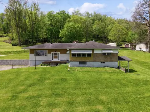 1028 7th St, Bolivar, PA 15923