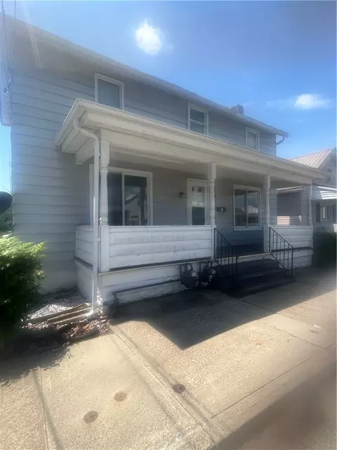 309 Spruce St, Mount Pleasant, PA 15666