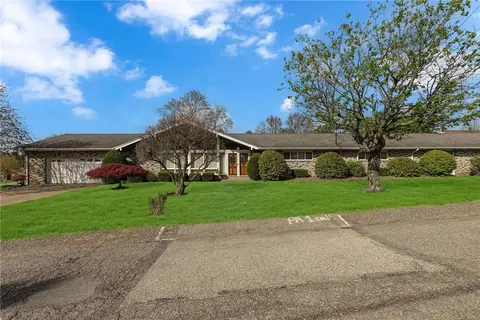 145 Oakhill, Aliquippa, PA 15001