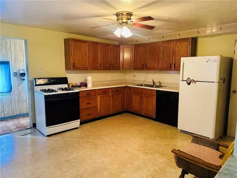 1421 Ridge Ave, Braddock, PA 15104 photo 3