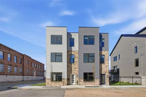 905 Rickenbach St, Pittsburgh, PA 15212