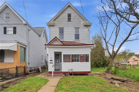 2402 Grandview Ave, Mckeesport, PA 15132