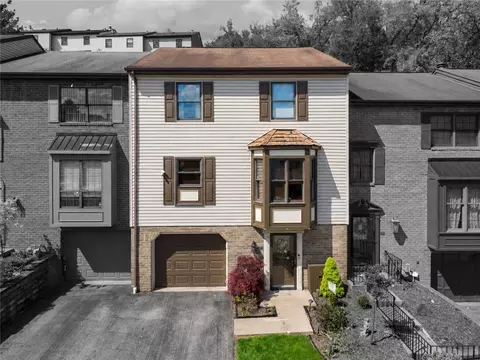 341 Nature Trail Ln, Murrysville, PA 15668