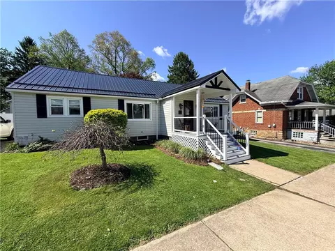 30 Columbia Ave, Homer City, PA 15748