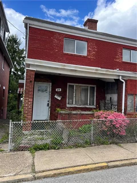 72 Harlem Ave, Mckees Rocks, PA 15136