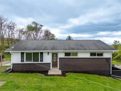775 S S Rdg, Coal Center, PA 15423
