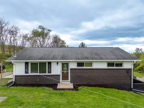 775 S S Rdg, Coal Center, PA 15423
