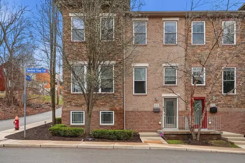 419 Wyola, Pittsburgh, PA 15211