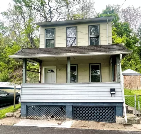 14 Sprain St, Pittsburgh, PA 15212