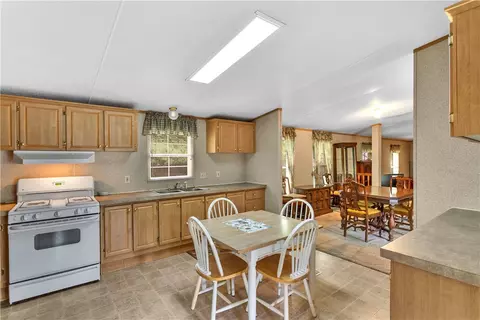 170 Silvis, Export, PA 15632 photo 12
